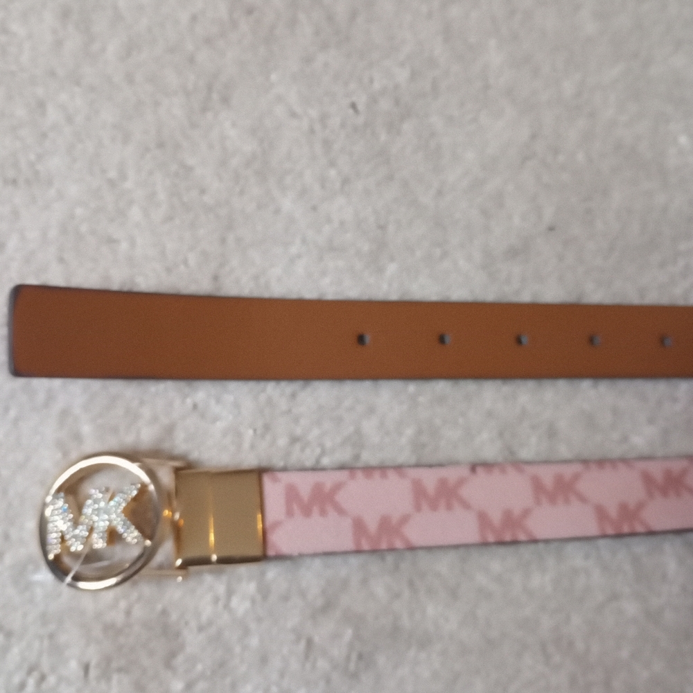 *Michael kors ladies leather reversible monogram belt each - Picture 6 of 8